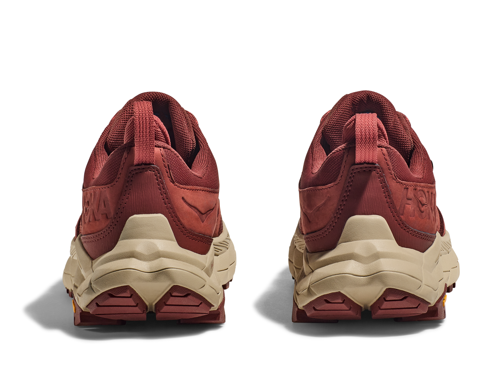 Anacapa W GTX low, röd vattentät sko perfekt för vandring i alla underlag och väder. Hos Hoka specialisterna i Sverige.