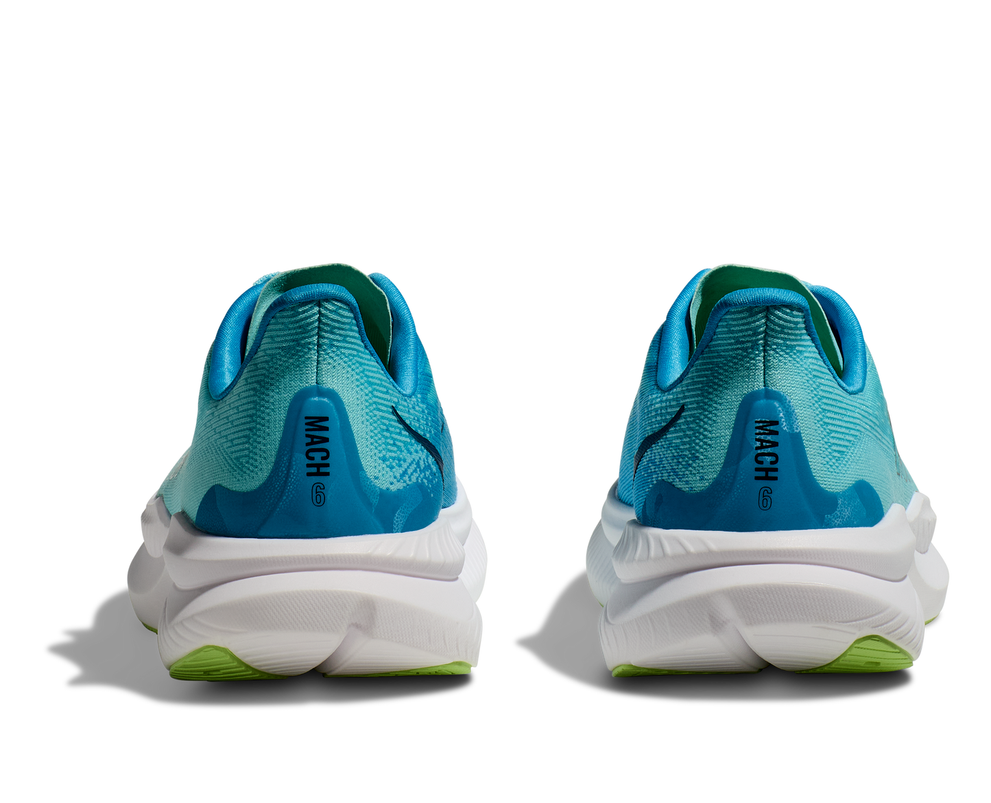 Hoka W Mach 6 (CSSW) - En snabb löparsko med skön dämpning. Blå/Vitt färg med lila och gröna detaljer.