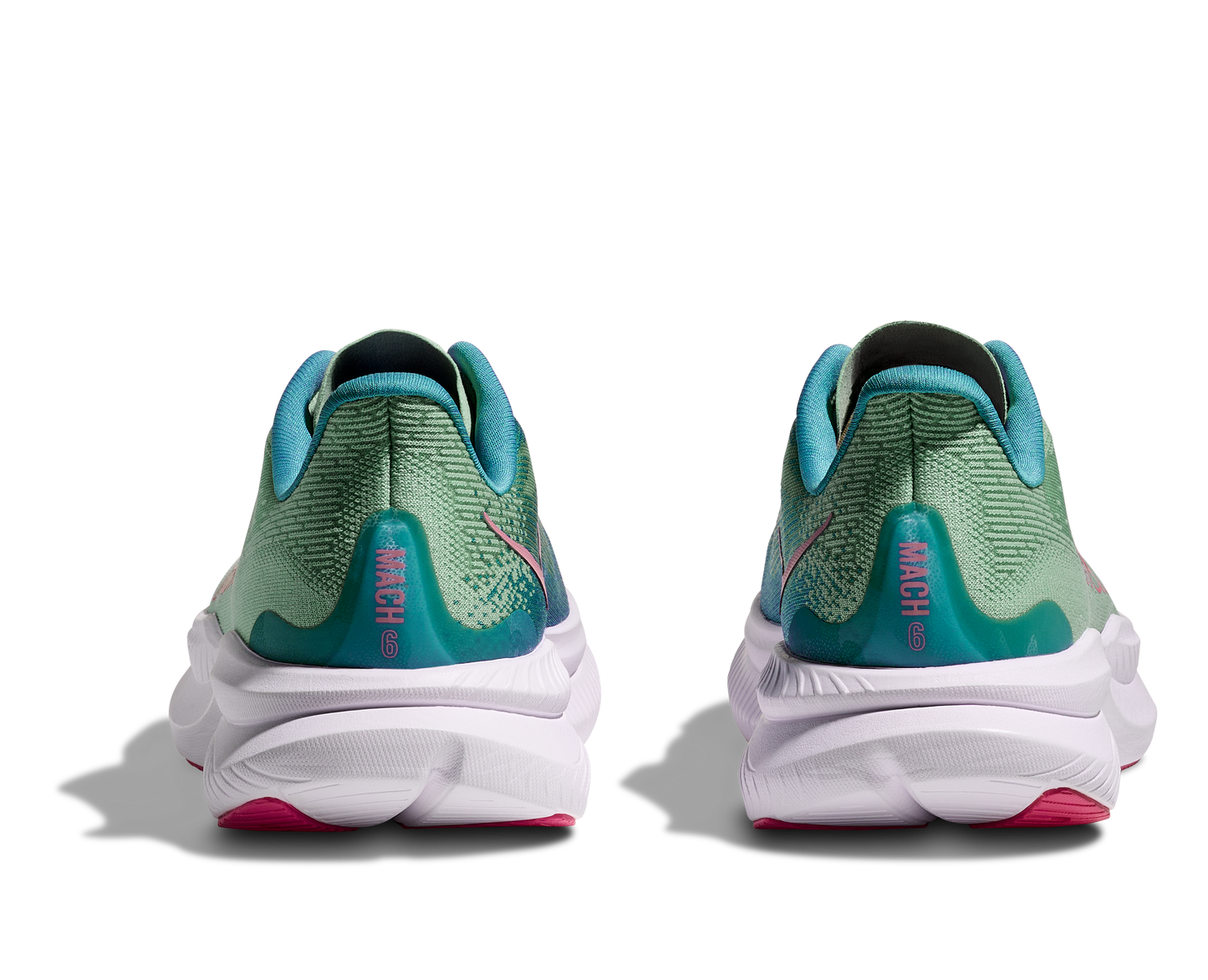 Hoka W Mach 6, superskum med syretillförsel i gummit för att minimera vikt och skapa en så responsiv sko som möjligt. Mach 6 är en snabb löparsko för intervallpass, tävling och löpbandet. Grön färg med blåa och rosa detaljer och vit sula. Köpt hos oss, din Hoka specialist i Sverige.