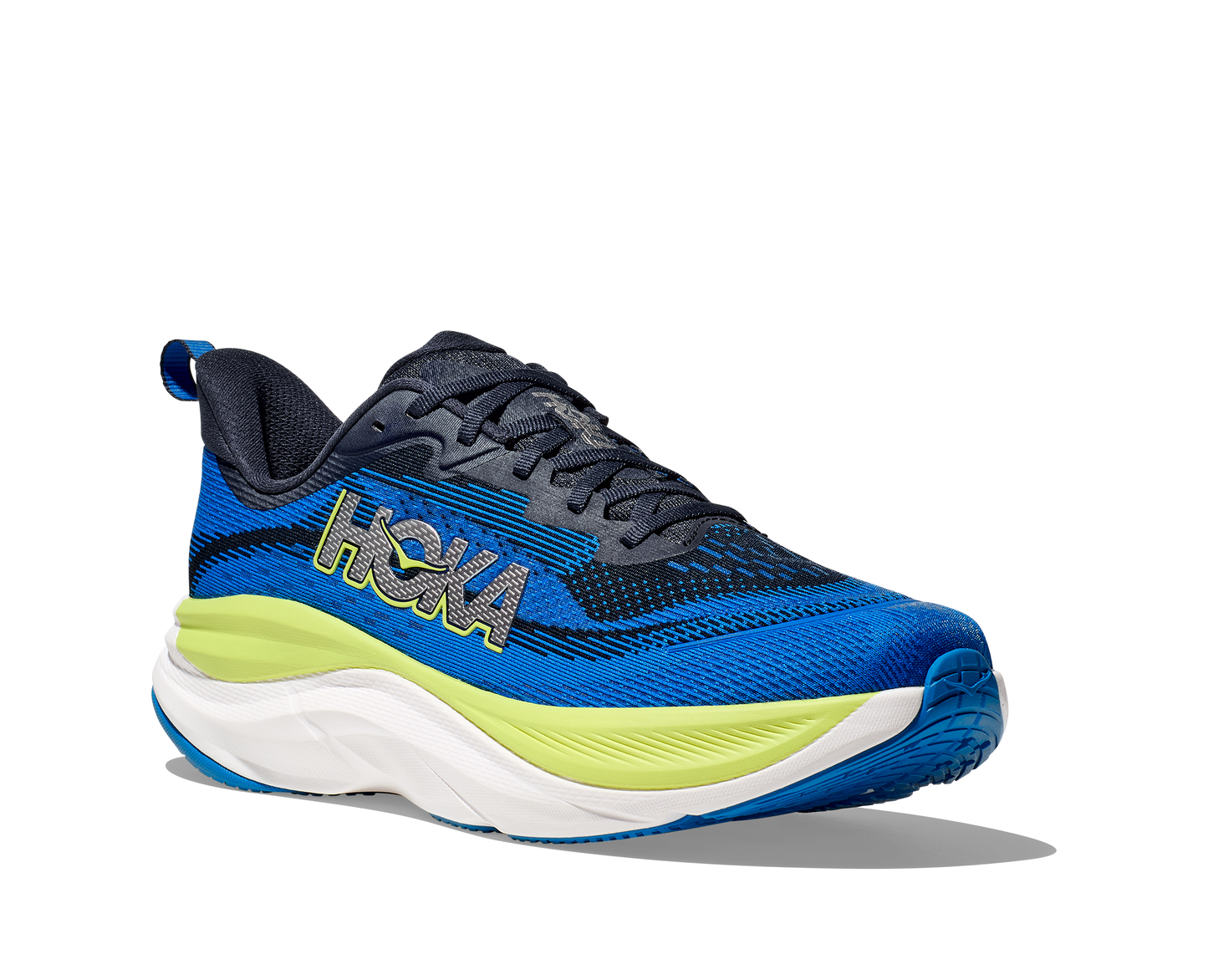 Hoka M Skyflow. Utmärkt sko för att lägga något lite extra på dagens runda! Blå med vit sula och detaljer i limegrön och svart.