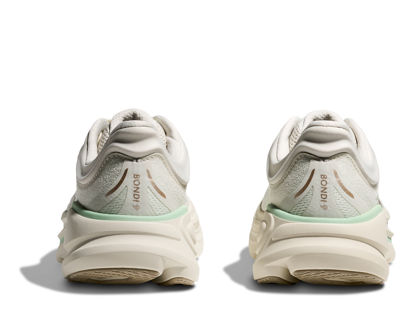 Hoka W Bondi 9, dämpad damsko. Perfekt för en mjuk och skonsam löpning. Även en super bra arbetssko som avlastar kroppen under hela dagen. Här i grön, beige, gråa nyanser. Köp hos dina Hoka specialister i Sverige idag!