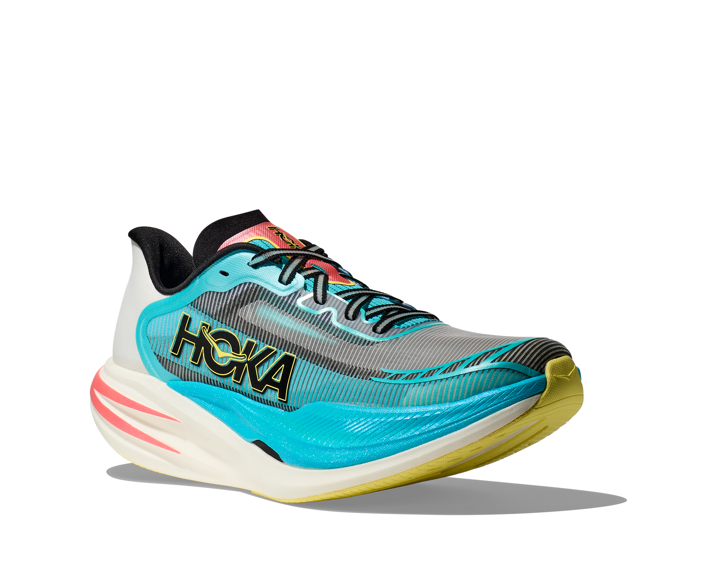 Hoka U CIELO X1 2.0, kolfibersko med PEBA-skum. Modellen är unisex. Snabb asfaltssko i färgerna vitt, blått, svart, rött och gula detaljer.