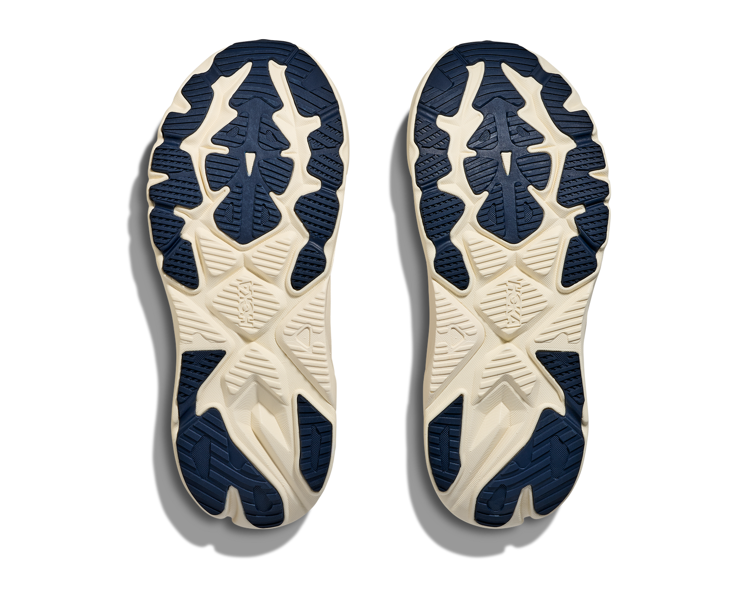 Hoka W Arahi 8
