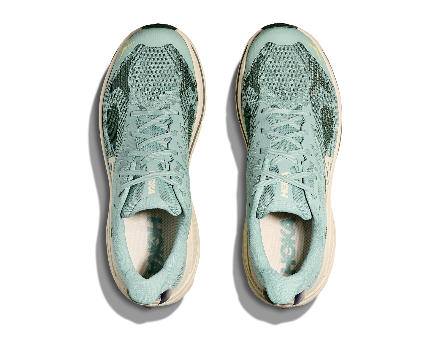 Hoka M Challenger 8