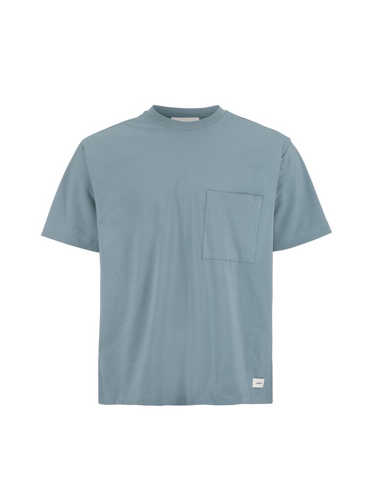 Craft Collective Relaxed SS Tee M. Blå, avslappnad t-shirt till herr för träning och vardag. Bröstficka på vänster sida. Craft etikett nedtill på vänster sida.