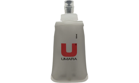 UMARA Awesome Softbottle / Softflaska 150ml. Mjuka vattenflaskor som även kan användas till att fylla med sportdryck eller gel. Grå i utseendet med Umaras logga på.