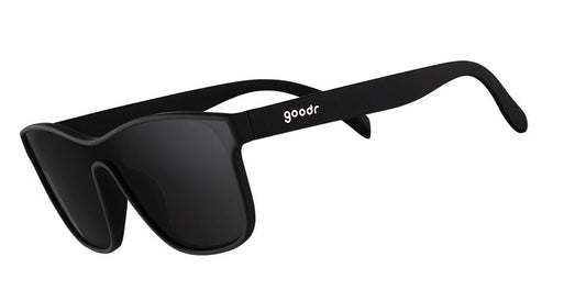 goodr The Future is Void. Svarta träningsglasögon som får dig att se lite extra cool ut. Sitter där dom ska trots aktiva dagar.