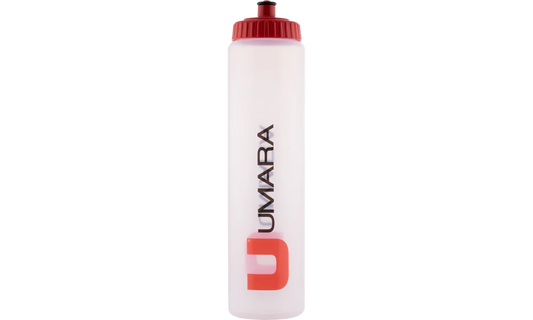 Umara Awesome Bio-flaska 1000ml. Stor vattenflaska, vit med umaras logga.