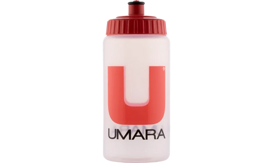 Umara Awesome Bio-flaska 500ml. Vit vattenflaska med umaras logga i design.