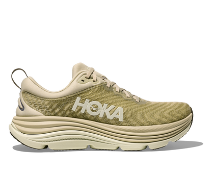 Hoka Gaviota 5 M, skomodell till herr. Denna modell är rymlig i passformen jämfört med andra Hoka skor. Här har ni Hokas stabilaste sko med pronationsstöd. Här går färgen i gröna och beiga toner. Perfekt för löpningen eller arbetspasset där du behöver mycket dämpning. 