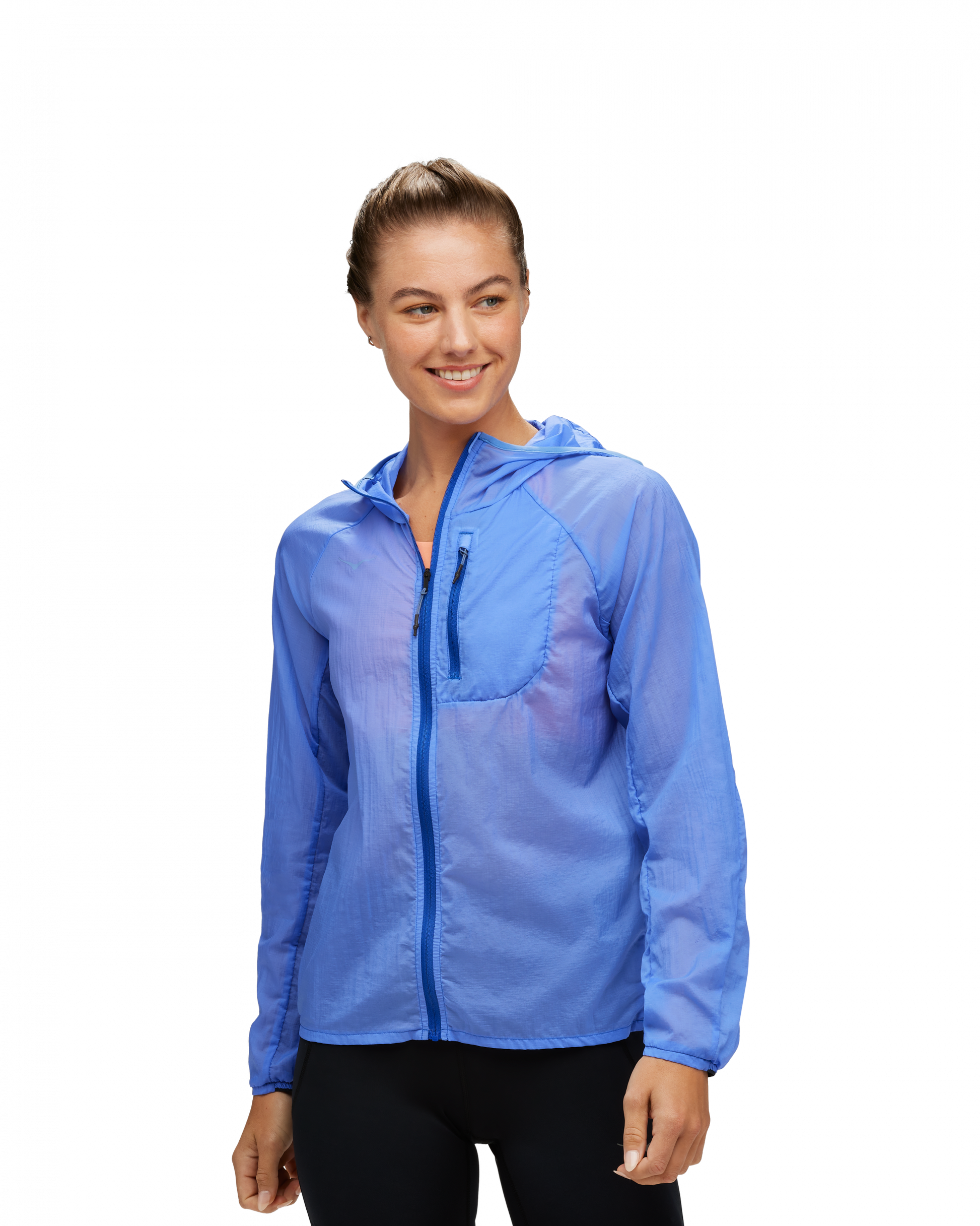 Hoka W Skyflow jacket i violett , ultralätt löparjacka som inte prasslar.  Hos Hoka specialisterna i Sverige.