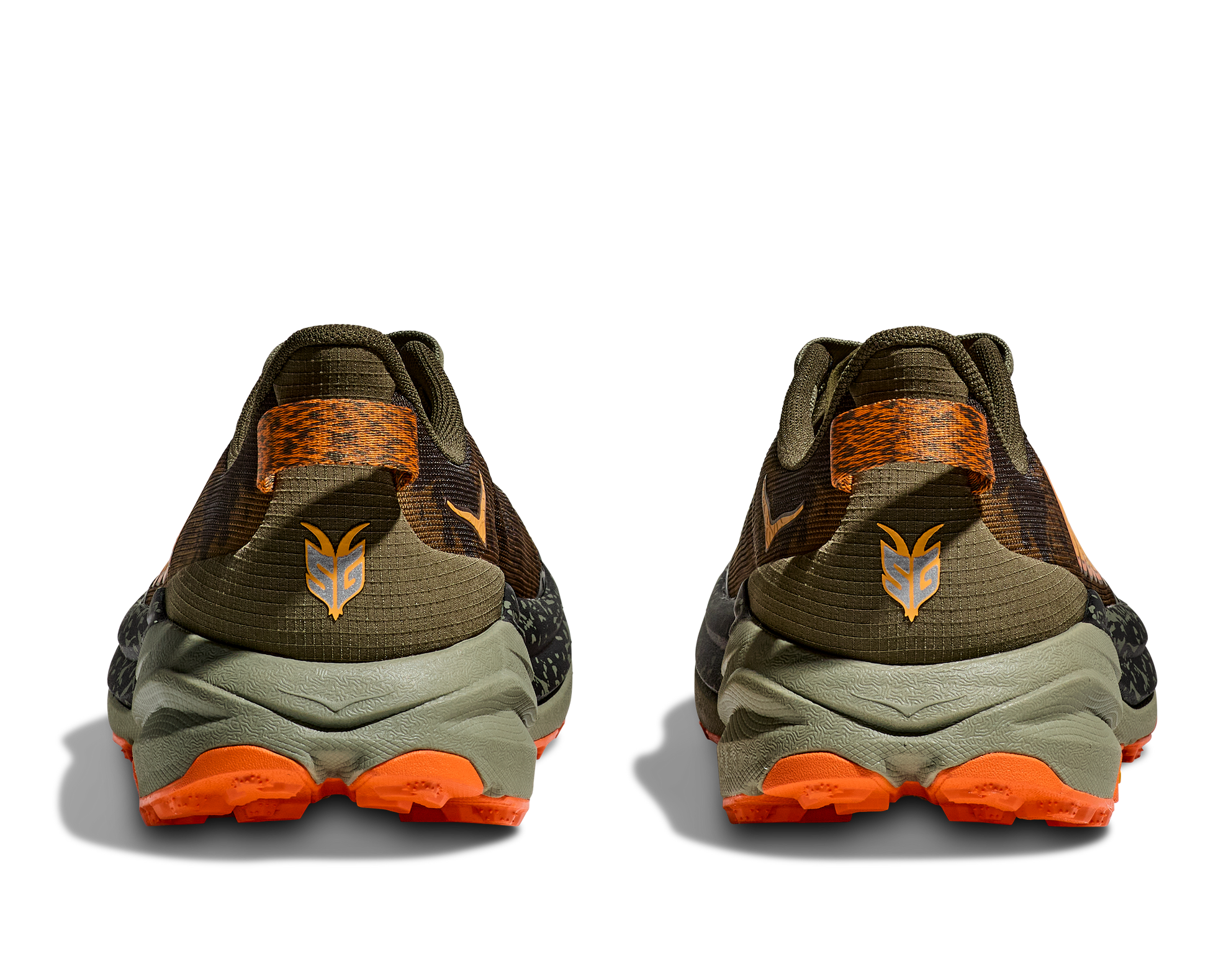 Hoka M Speedgoat 6 Wide - En terräng sko med god dämpning och utmärkt grep. Grön ochh Orange färg.