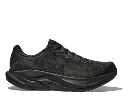 Hoka M Rincon 4 Wide - En fjäderlätt sko med fantastisk dämpning men det slutar inte där. Denna sko är även otroligt responsiv. Svart färg på denna sko. 
