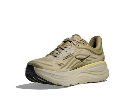 Hoka M Bondi 9, dämpad herrsko. Perfekt för en mjuk och skonsam löpning. Även en super bra arbetssko som avlastar kroppen under hela dagen. Gröna och beigea nyanser på denna sko med gula detaljer. Köp hos dina Hoka specialister i Sverige idag!