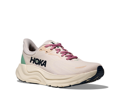 Hoka W Arahi 8