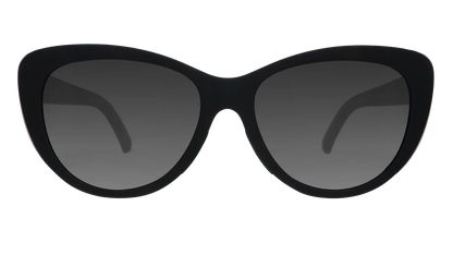 goodr It's Noir, Darling. Eleganta svarta cat-eye solglasögon med gulddetalj. Den speciella greppbeläggningen på ramen gör att glasen sitter stabilt utan en tung ram vilket ger en väldigt låg vikt. De polariserade UV400-linserna skyddar dig mot UV-A och UV-B strålning. 