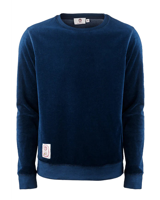 Marinblå sweatshirt i plysch. Unisexplagg med avslappnad passform.  Satinetikett på höger sida. 