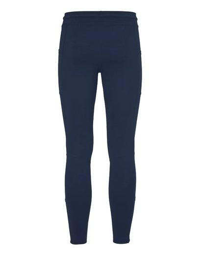  Marinblå löpartights för herr. Det mjuka, följsamma tyget i italiensk polyamid med medium kompression formar sig efter kroppen och hjälper till att minska muskeltrötthet.
Två fickor på benen, bred midja med snörning.
Stilren Logga i vitt på framsida låret.