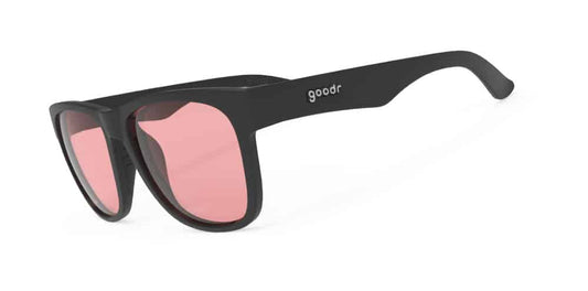 goodr It´s All In The Hips. Golfglasögon med svart båge och rosa lins. 