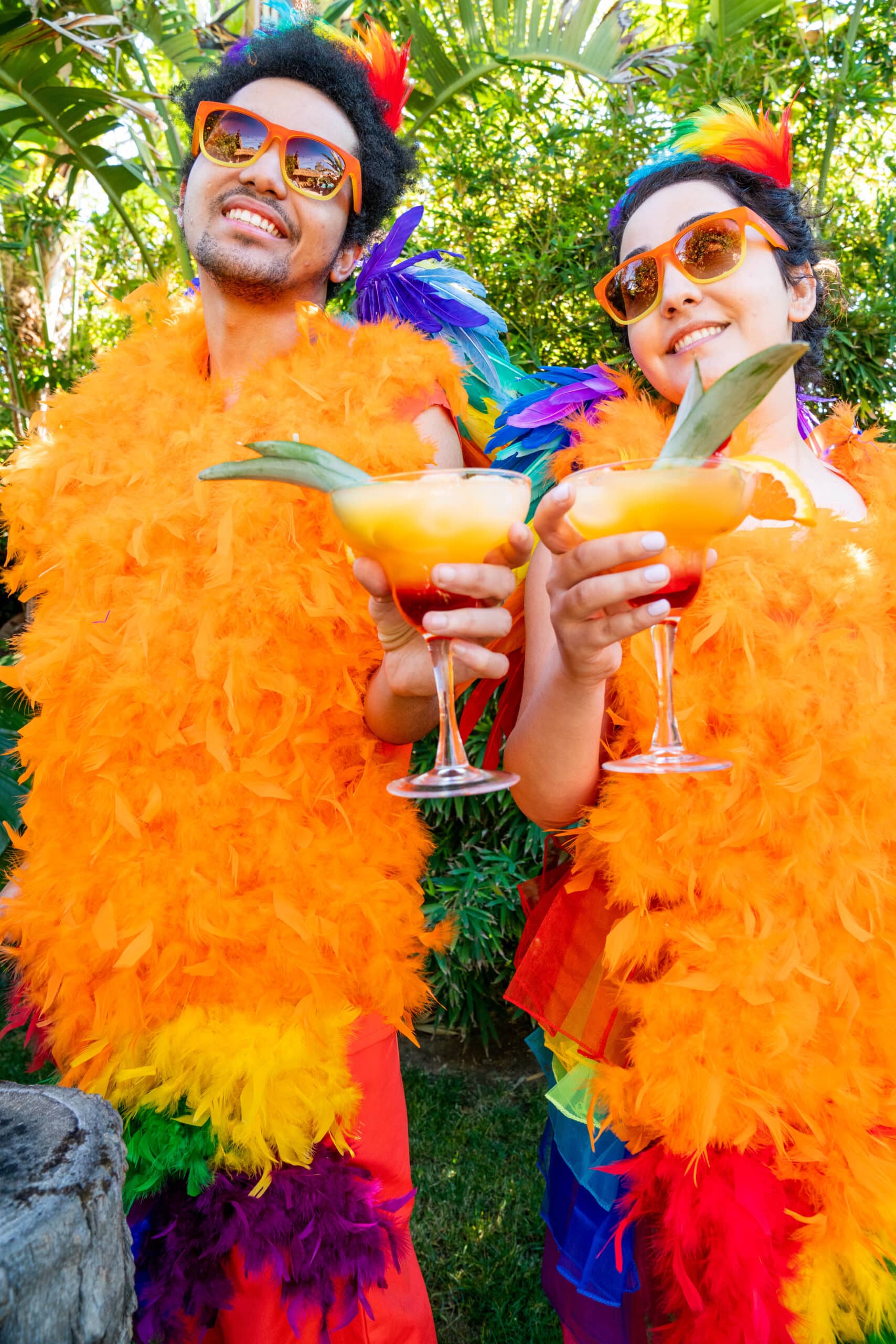 goodr Polly Wants a Cocktail. Orange träningsglasögon som sitter där dom ska trots fart och ojämna stunder. Super snygga till sommaroutfiten.