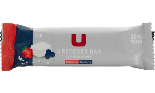 UMARA U Recover Proteinbar Raspberry / Blueberry. Återhätmningsbar som passar utmärkt som mellanmål. Smak av vit choklad, blåbär och hallon.